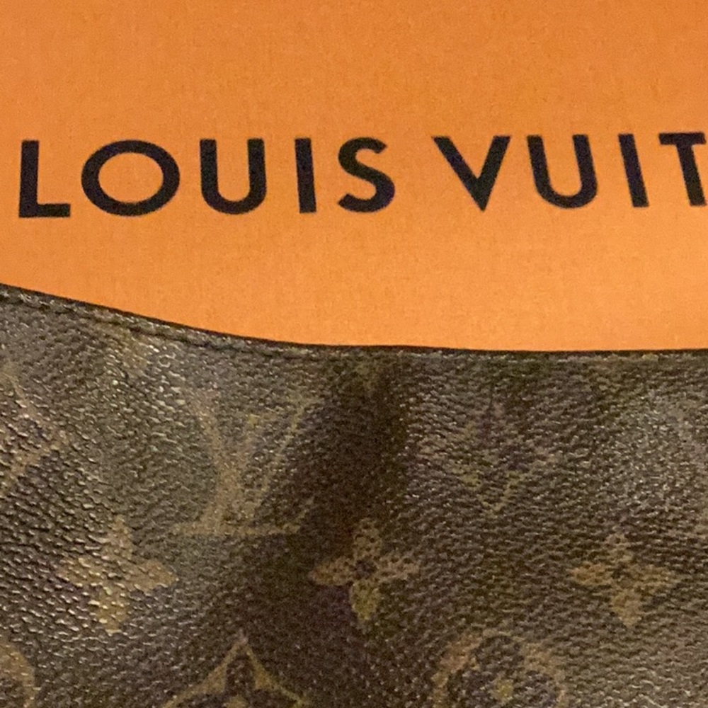 Authentic Louis Vuitton Looping GM tote - Picture 14 of 14